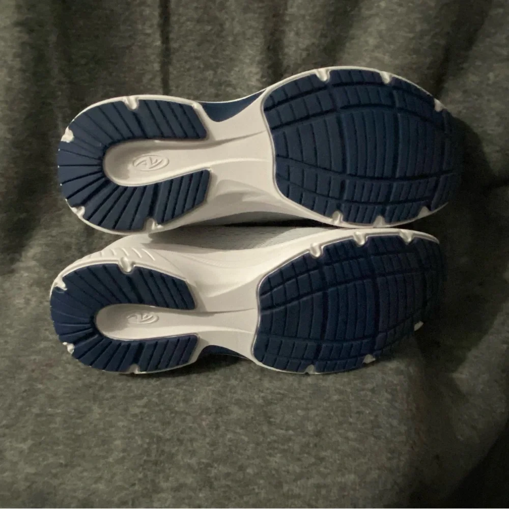 Athletic Works Shoes Mens 9.5‎ Grey Breathable Fabric Upper Lightweight Sneakers